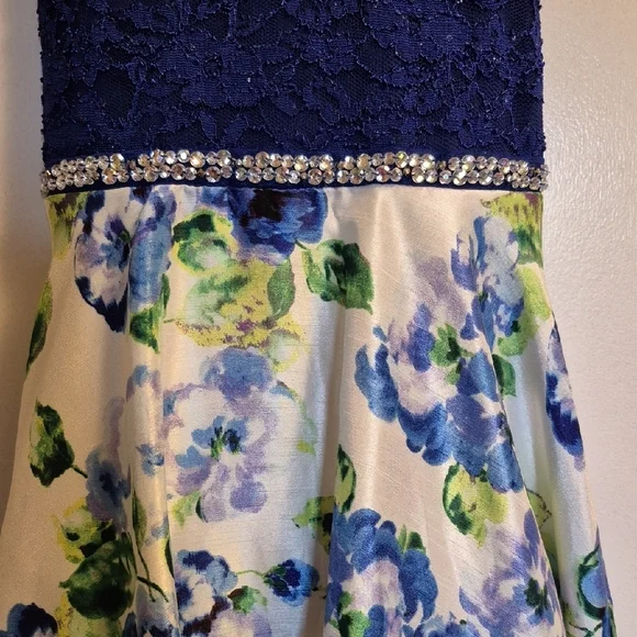 Xtraordinary Blue and White Ruffled Tiered Sundress - Picture 5 of 10
